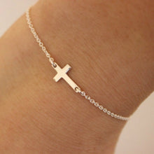 Load image into Gallery viewer, World Map Bracelets For Women Travel Jewellery Rose Gold Chain Friendship Sister Gifts Globe Bracelet Femme BFF