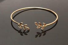 Load image into Gallery viewer, 1pcs Fashion Simple Summer Popular Intimate Metal Accessories Wristband Wristband Retro Sweet Open Adjustable Bracelet Birthday